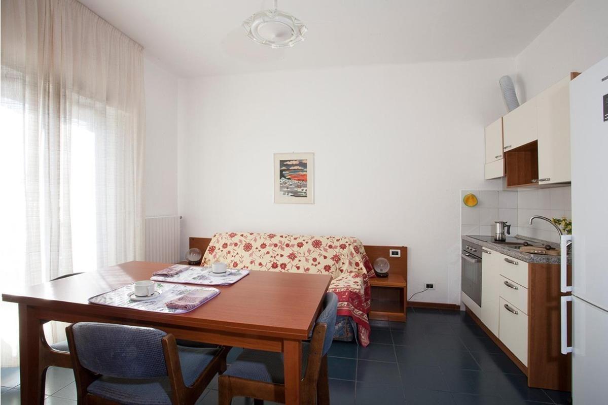 Casavacanze Internazionale Diano Marina Ngoại thất bức ảnh