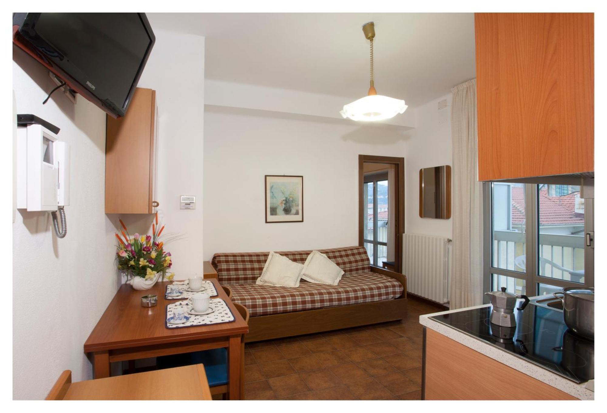Casavacanze Internazionale Diano Marina Ngoại thất bức ảnh
