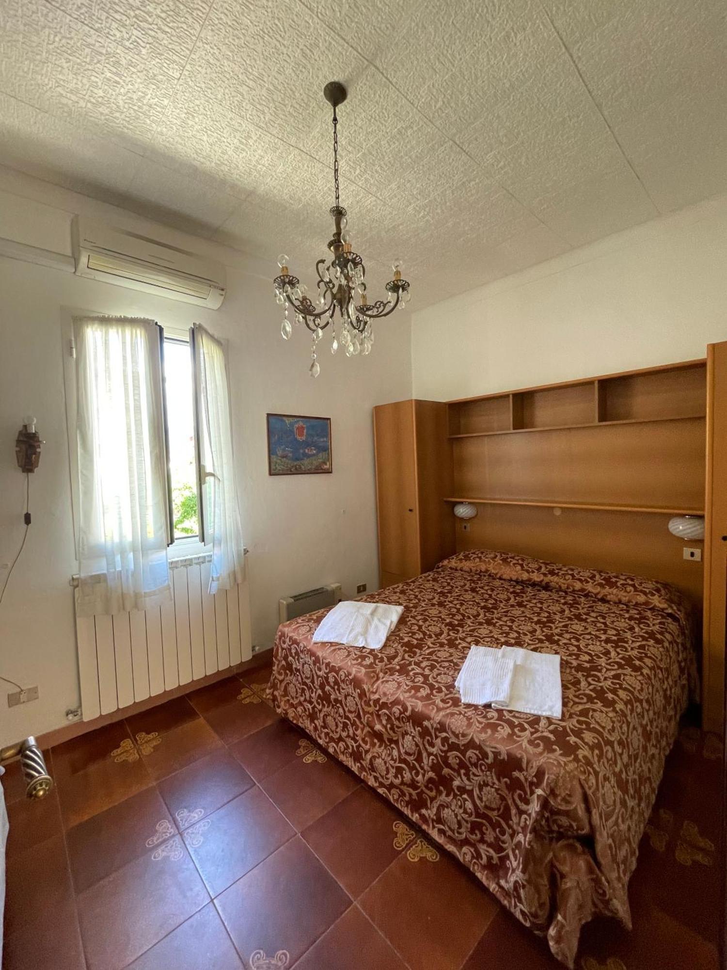 Casavacanze Internazionale Diano Marina Ngoại thất bức ảnh