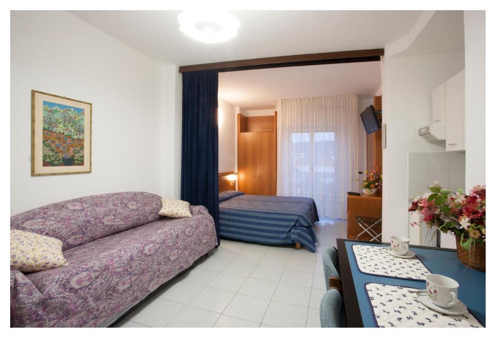 Casavacanze Internazionale Diano Marina Phòng bức ảnh
